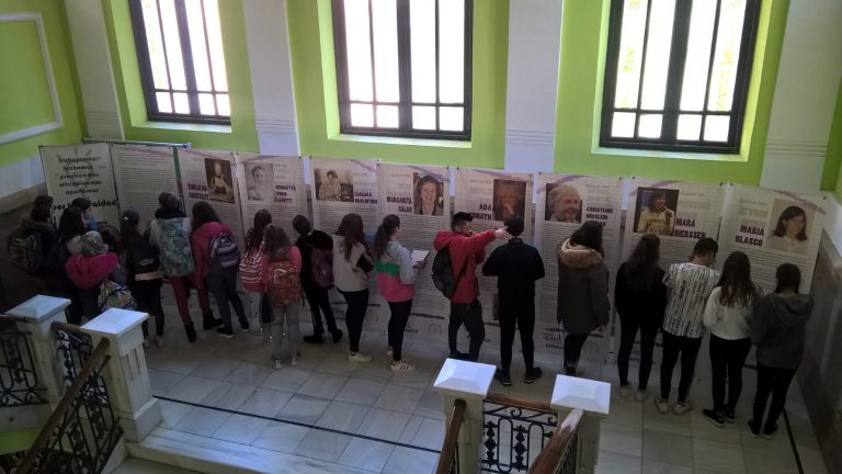 Exposición Mujer e Investigación en el IES Jorge Manrique